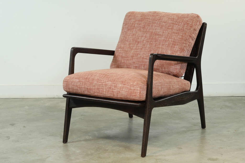 Olle Lounge Chair(Burnt Oak,destroyed black leather)
